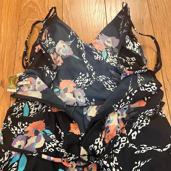 YUMI KIM Small Floral Fit & Flare Mini Dress Navy Blue Adjustable Straps Pockets - Picture 12 of 12